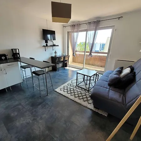 T2 Avec Balcon Sud - Et Centre-ville Proches - Fr-1-674-47 *